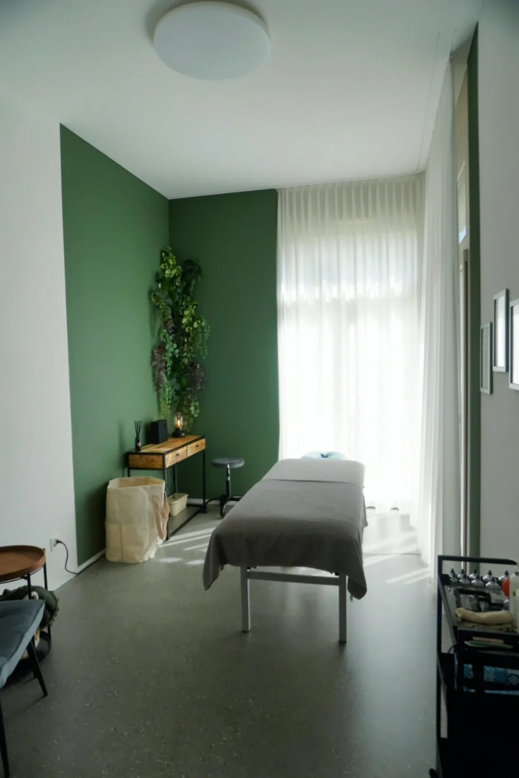 Einblick in den Behandlungsraum von Massage Mirakel in Niederuzwil